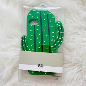 NWT‼️ 7/8 iPhone case